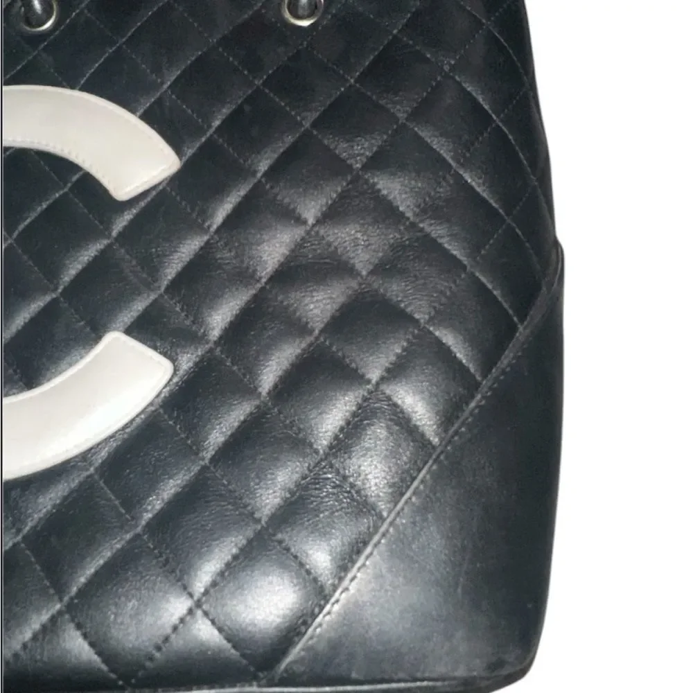 CHANEL Cambon Black and Cream Quilted Tote with pink interior - Picture 8 of 12